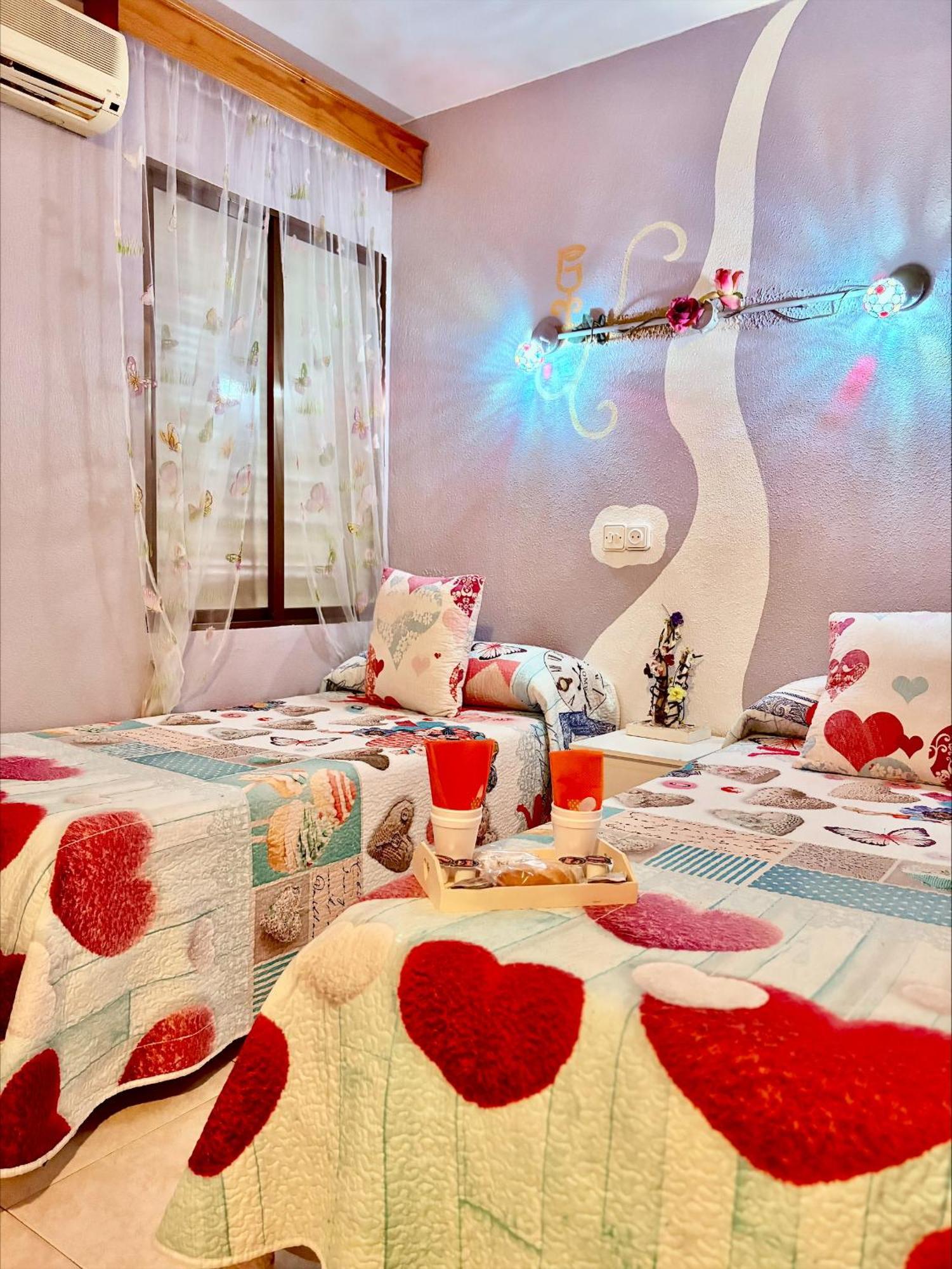 Hostal La Rosa Caceres Luaran gambar