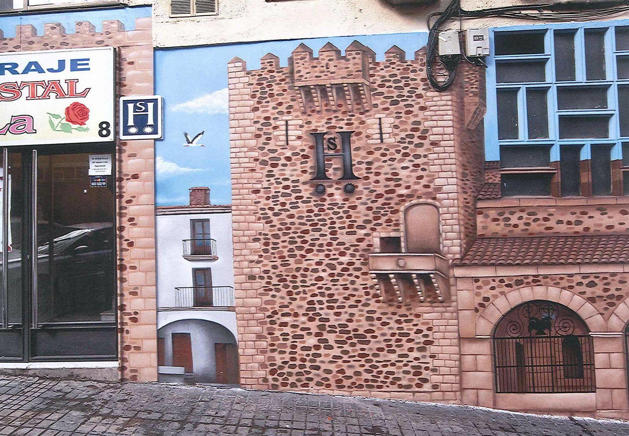Hostal La Rosa Caceres Luaran gambar